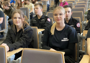 Uczniowie Karskiego na szkoleniu antyterrorystycznym