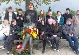 Dnia 25.04.2024 r. - celem uczczenia 110. rocznicy urodzin Jana Karskiego- uczestniczyliśmy w debacie oksfordzkiej, którą zorganizowało Centrum Dialogu im. Marka Edelmana w Łodzi