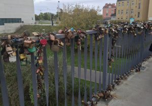 Uczniowie Karskiego z klasy 1a, 2a, 3a, 2c i 3b na wycieczce w Poznaniu