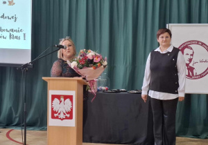 Uroczystość z okazji Święta Edukacji Narodowej w sali gimnastycznej liceum