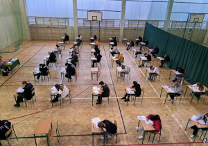 Próbne egzaminy maturalne z CKE w Karskim