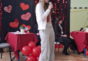 Apel podsumowujący I półrocze w Karskim. Walentynki.