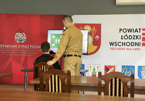 Zmagania uczniów karskiego w powiatowym etapie Ogólnopolskiego Turnieju Wiedzy Pożarniczej