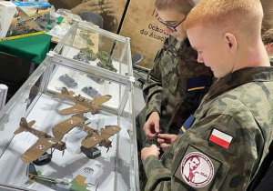 Uczniowie Karskiego na Kongresie Przyszłości Narodowej w łódzkim oddziale IPN