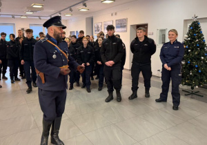 Uczniowie Karskiego na spotkaniu z Komendantem Głównym Policji
