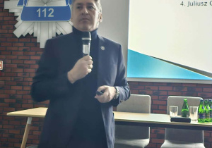 Uczniowie Karskiego na spotkaniu z Komendantem Głównym Policji