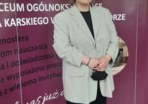Absolwent szkoły.