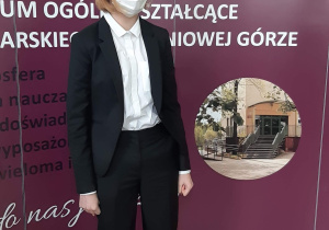 Absolwent szkoły .