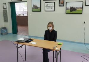 Maturzyści piszący poziom rozszerzony.