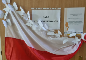 Dekoracja niepodległościowa