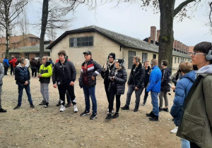 Młodzież Karskiego na wycieczce w Oświęcimiu