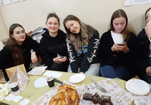 Andrzejkowe zabawy, wróżby i smakołyki