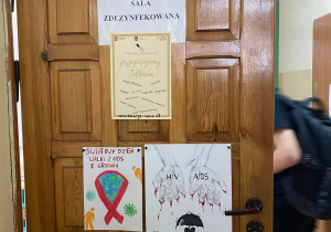 Plakat z okazji Światowego Dnia Walki z AIDS