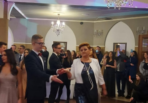 Studniówka 2022