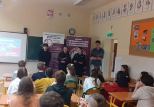 Ruszyła promocja Karskiego !