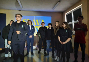 Przedstawienie pt." Переможемо" ("Wygramy ") przygotowane przez uczniów zrzeszonych w KLUBIE SZKÓŁ UNICEF