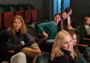 Klasy Ia, IIIa, IVa na "Szalonych nożyczkach" w Teatrze Powszechnym