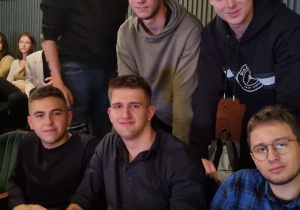 Klasy Ia, IIIa, IVa na "Szalonych nożyczkach" w Teatrze Powszechnym