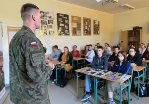 Spotkanie maturzystów z przedstawicielami Wojskowego Centrum Rekrutacji