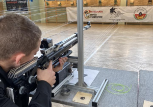 Zajęcia ze strzelectwa sportowego dla uczniów Karskiego