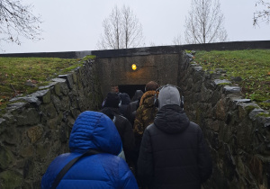 Uczniowie Karskiego w Państwowym Muzeum Auschwitz-Birkenau.