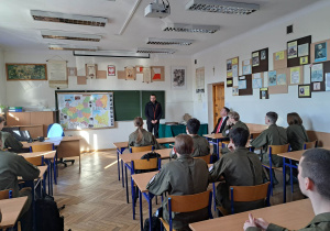 O Mjr Włodzimierzu Jaskulskim w Karskim