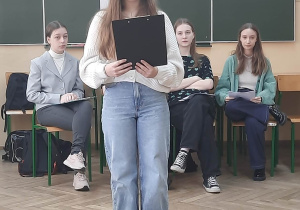 Powiatowy konkurs pięknego czytania poezji Wisławy Szymborskiej "Nic dwa razy się nie zdarza"