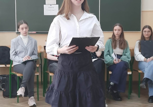 Powiatowy konkurs pięknego czytania poezji Wisławy Szymborskiej "Nic dwa razy się nie zdarza"