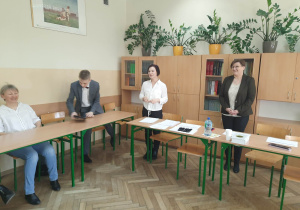 Powiatowy konkurs pięknego czytania poezji Wisławy Szymborskiej "Nic dwa razy się nie zdarza"