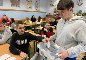 Uczniowie Karskiego głosują w Szkolnym Budżecie Obywatelskim