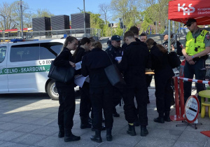 Uczniowie Karskiego na Festiwalu Zawodów Mundurowych