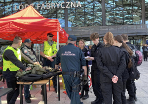 Uczniowie Karskiego na Festiwalu Zawodów Mundurowych