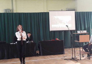 Dzięki slajdom śpiewać mogliśmy wszyscy