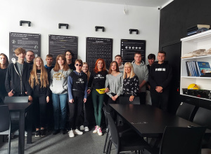 Klasa III a w Black World