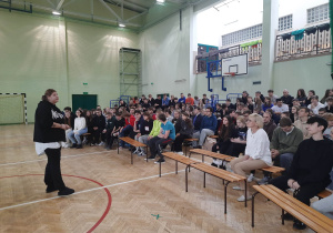 Spektakl profilaktyczny krakowskiego teatru "Maska" pt. "Ta ostatnia impreza"
