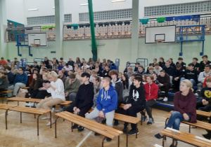 Spektakl profilaktyczny krakowskiego teatru "Maska" pt. "Ta ostatnia impreza"