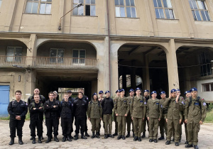 Udział mundurowych w zajęciach pod nazwą "Miejskie strategie obronne".