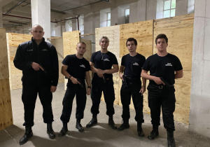 Udział mundurowych w zajęciach pod nazwą "Miejskie strategie obronne".