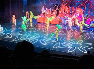 Humaniści Karskiego w Teatrze Wielkim