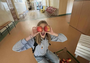 Dzień Chłopaka i Światowy Dzień Jabłka w Karskim.