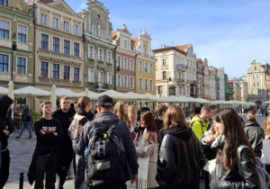 Uczniowie Karskiego z klasy 1a, 2a, 3a, 2c i 3b na wycieczce w Poznaniu