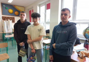 Zorganizowaliśmy w naszym liceum konkursu „Mistrz Mapy”