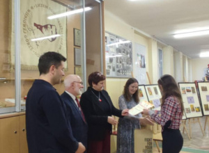 Gminny Konkurs Fotograficzny "Jesienne barwy wokół domu"