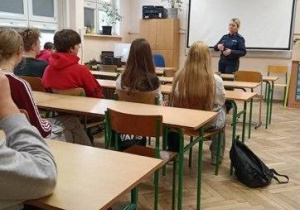 Zajęcia prewencyjne dla uczniów pierwszych klas mundurowych