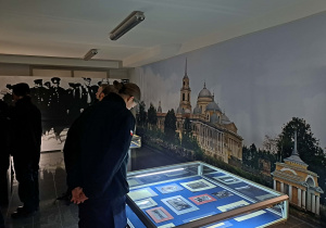 Uczniowie Karskiego na spotkaniu z Komendantem Głównym Policji