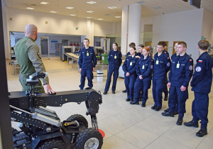 Uczniowie Karskiego w placówce Straży Granicznej w Łodzi