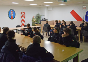 Uczniowie Karskiego w placówce Straży Granicznej w Łodzi