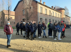 Uczniowie Karskiego w Oświęcimiu