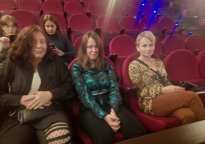 Humaniści Karskiego na "Fauście" w Teatrze Wielkim
